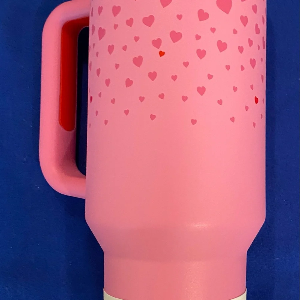 Stanley Pink Valentine’s Day Hearts 40 oz - Picture 2 of 3